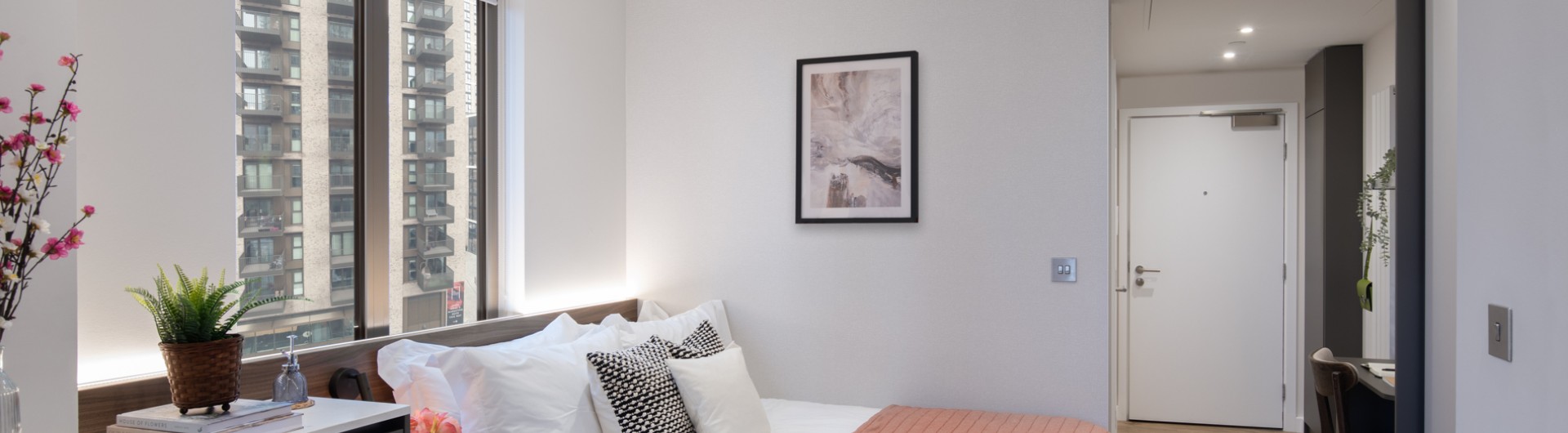 Cosy studio apartments in Acton